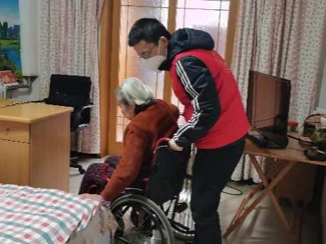 【疫情防控】盡銳出戰(zhàn)護我城，工投先鋒在行動 ——集團干部下沉一線系列（二）