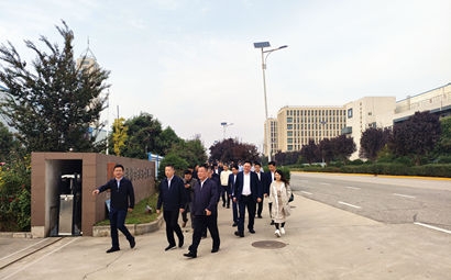 團(tuán)市委、市貿(mào)促會(huì)、市青企協(xié)一行到工投集團(tuán)涇河產(chǎn)業(yè)園考察交流