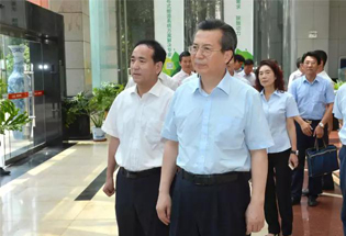 陜西省委常委、西安市委書記王永康調(diào)研陜鼓集團(tuán)